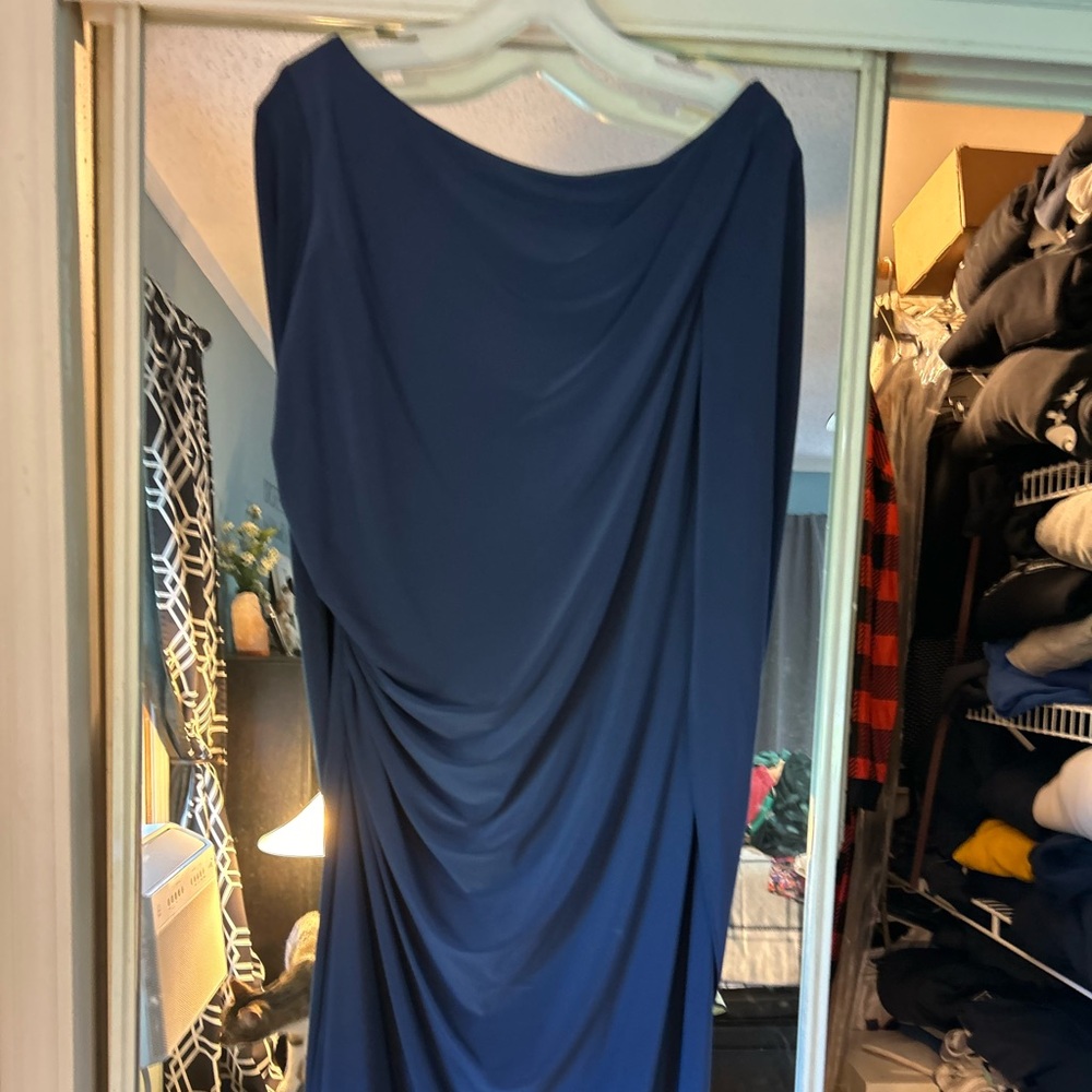 Brand new with tags Navy The stock pics are for ref Beautiful ruching to conceal